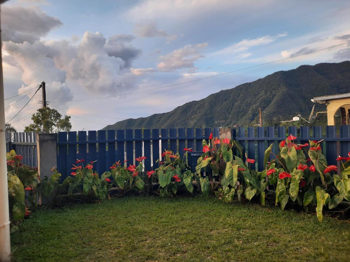 Ti Kaz Anturium Villa La Possession Bagian luar foto